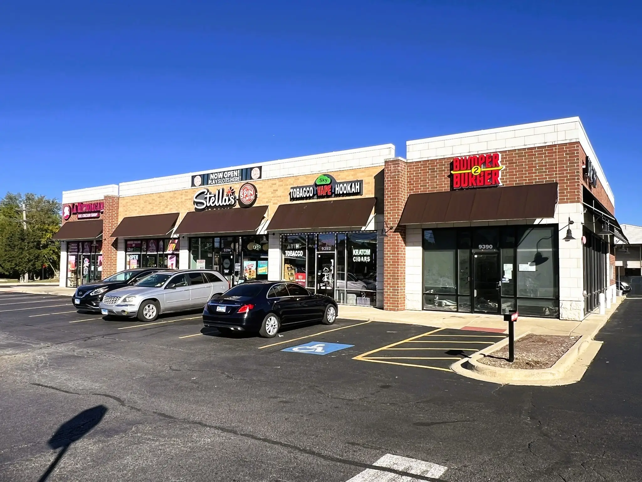 9390-98 Ballard & Potter Des Plaines - Exterior B3